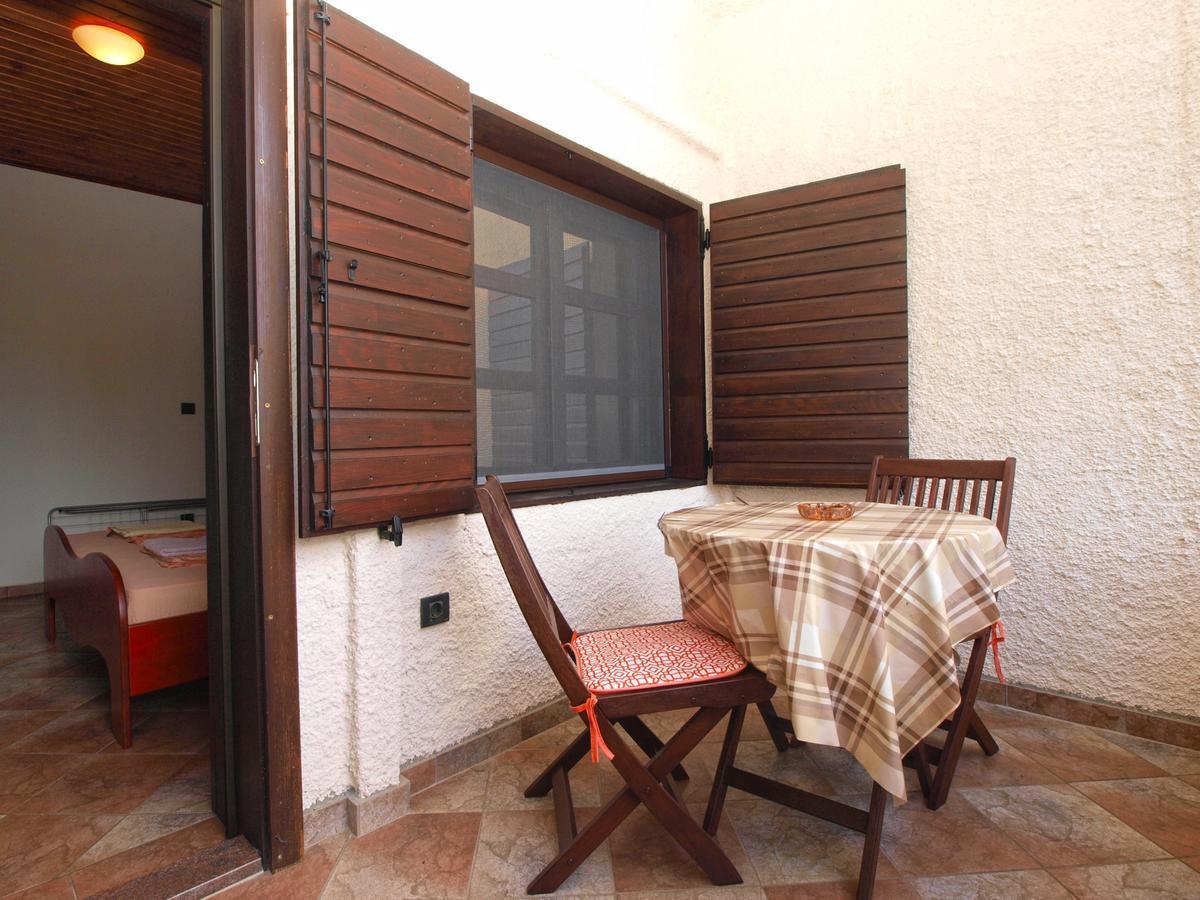 Apartments Nenad 1720 Premantura Exterior foto