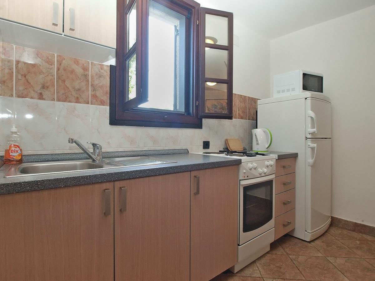 Apartments Nenad 1720 Premantura Exterior foto